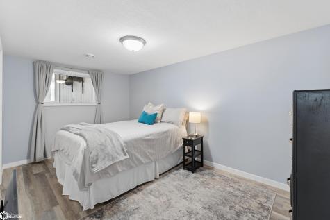 6 N 16th Street Clear Lake IA 50428