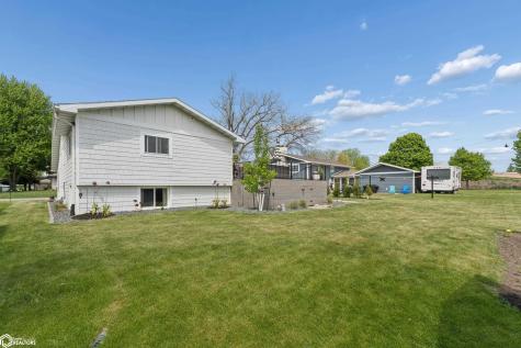 6 N 16th Street Clear Lake IA 50428