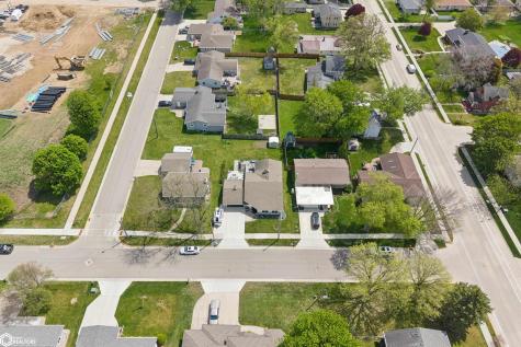 6 N 16th Street Clear Lake IA 50428
