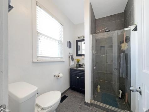 1424 Lemon Avenue Hampton IA 50441
