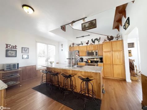 1424 Lemon Avenue Hampton IA 50441