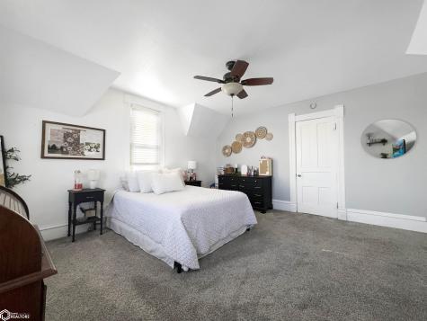 1424 Lemon Avenue Hampton IA 50441