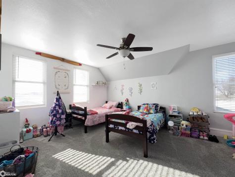 1424 Lemon Avenue Hampton IA 50441
