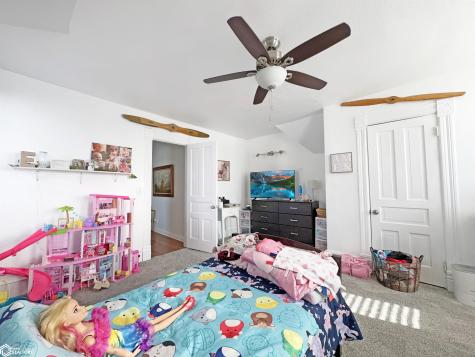 1424 Lemon Avenue Hampton IA 50441