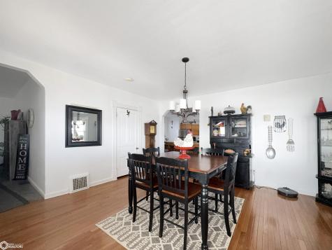 1424 Lemon Avenue Hampton IA 50441