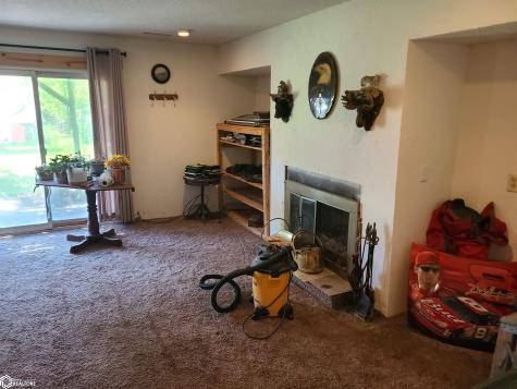 4294 Lilac Avenue Northwood IA 50459