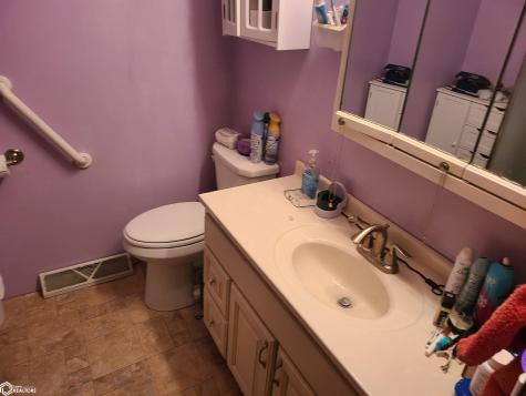 4294 Lilac Avenue Northwood IA 50459