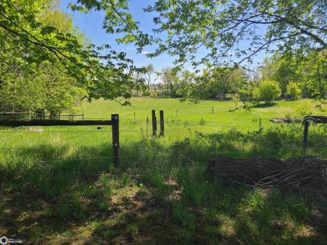 4294 Lilac Avenue Northwood IA 50459