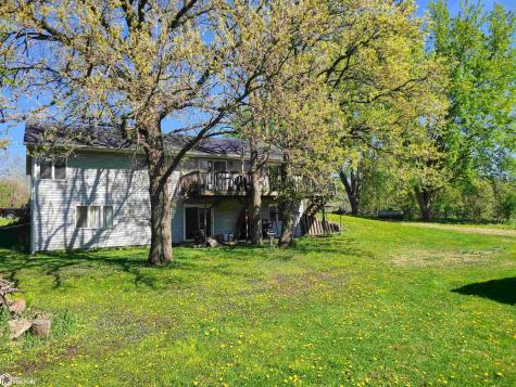 4294 Lilac Avenue Northwood IA 50459