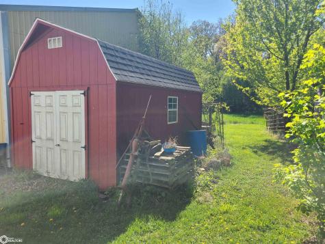 4294 Lilac Avenue Northwood IA 50459