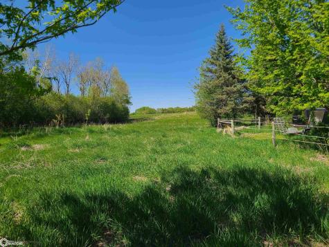 4294 Lilac Avenue Northwood IA 50459