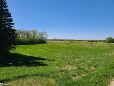 4294 Lilac Avenue Northwood IA 50459