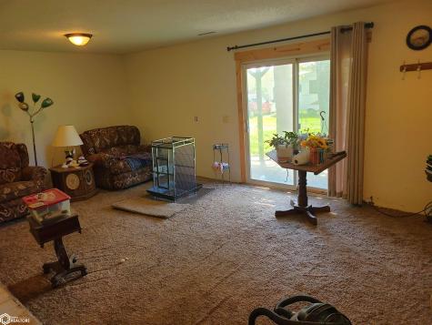 4294 Lilac Avenue Northwood IA 50459