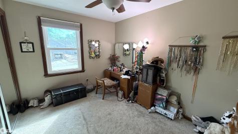 1304 2nd Street NW Mason City IA 50401