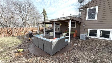 1304 2nd Street NW Mason City IA 50401