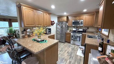 1304 2nd Street NW Mason City IA 50401