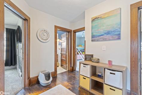 128 10th Street NW Mason City IA 50401