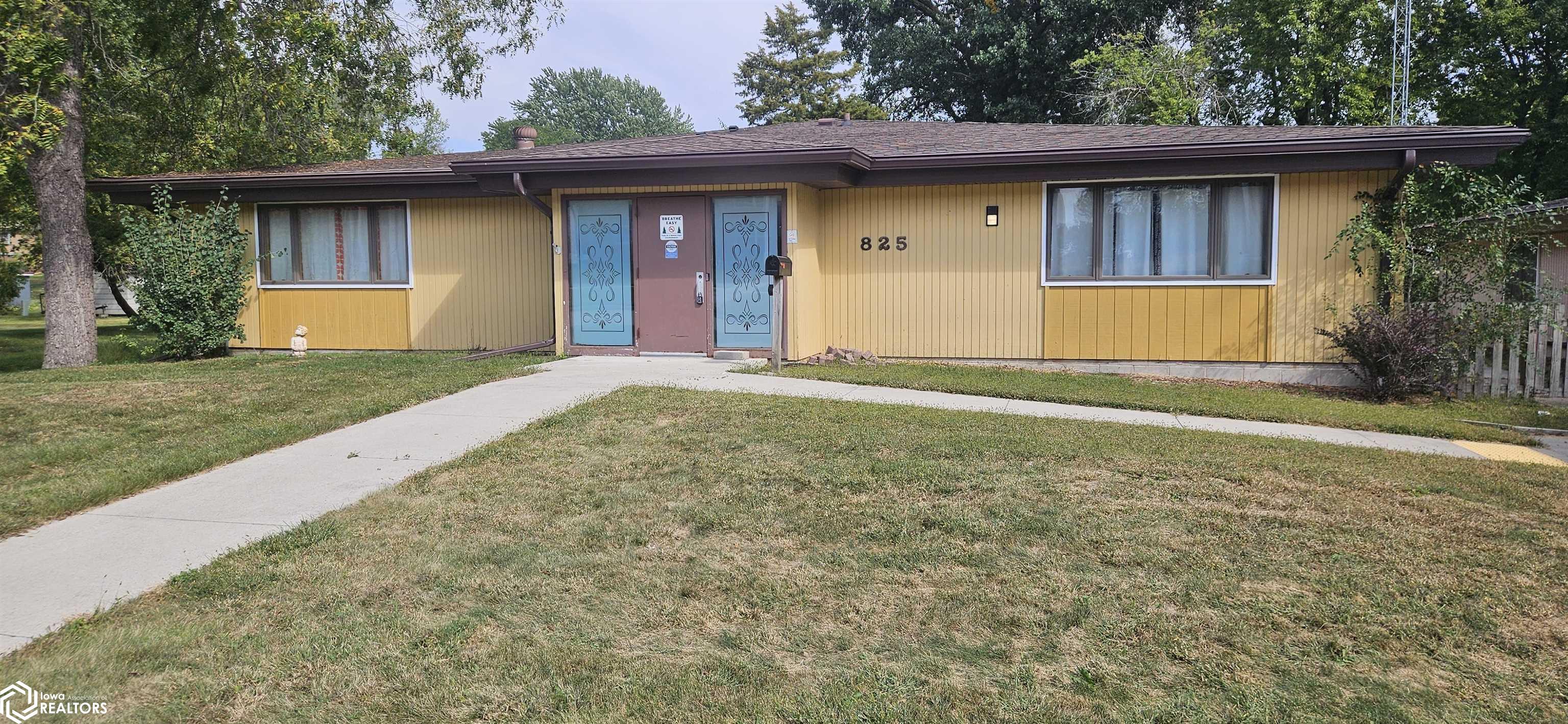 825 S 7th Street Forest City IA 50436