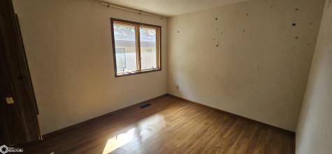825 S 7th Street Forest City IA 50436
