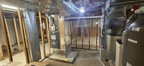 825 S 7th Street Forest City IA 50436