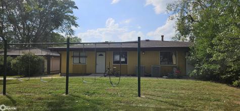 825 S 7th Street Forest City IA 50436