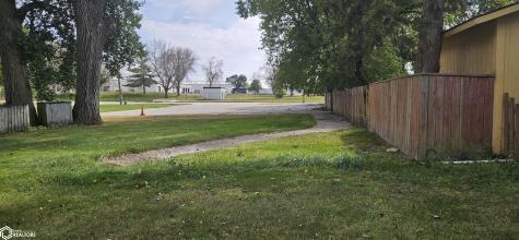 825 S 7th Street Forest City IA 50436