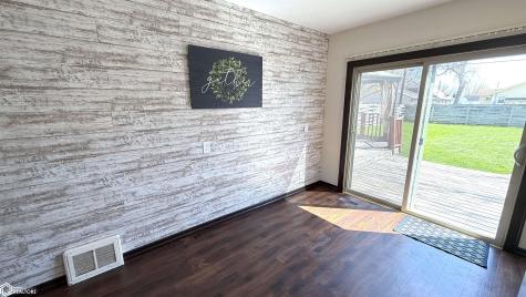 815 16th Street NE Mason City IA 50401