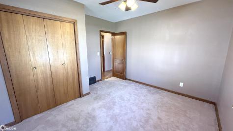 815 16th Street NE Mason City IA 50401