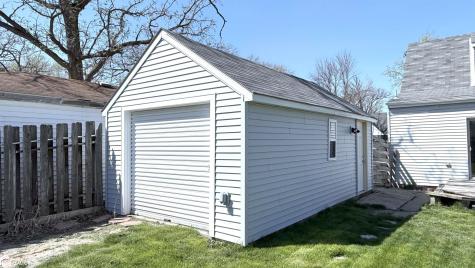815 16th Street NE Mason City IA 50401