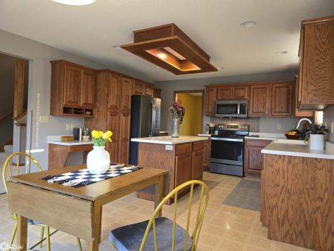 1110 15th Street SE Mason City IA 50401