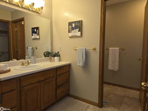 1110 15th Street SE Mason City IA 50401