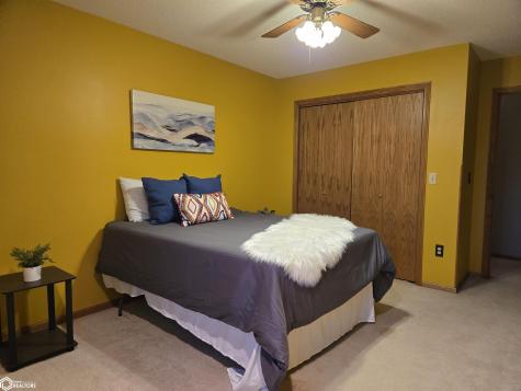 1110 15th Street SE Mason City IA 50401