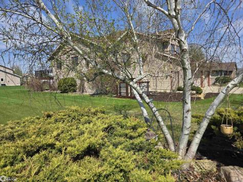 1110 15th Street SE Mason City IA 50401