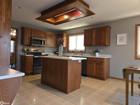 1110 15th Street SE Mason City IA 50401