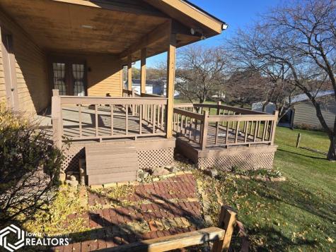 1973 S Carolina Avenue Mason City IA 50401-5309