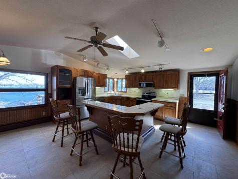 15398 Bittersweet Avenue Ventura IA 50482