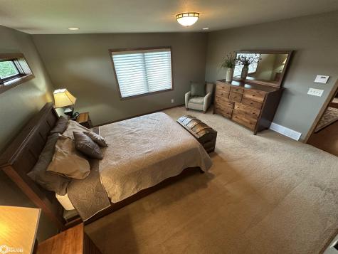 2189 Hancock Avenue Clarion IA 50525