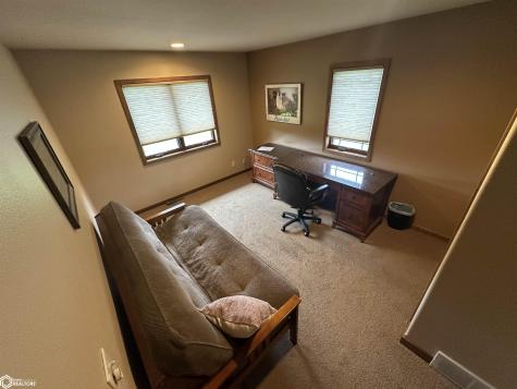 2189 Hancock Avenue Clarion IA 50525