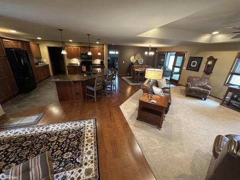 2189 Hancock Avenue Clarion IA 50525