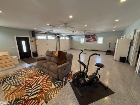 15385 Crane Street Clear Lake IA 50428
