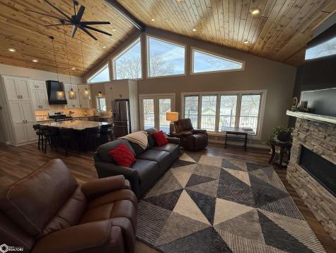15385 Crane Street Clear Lake IA 50428