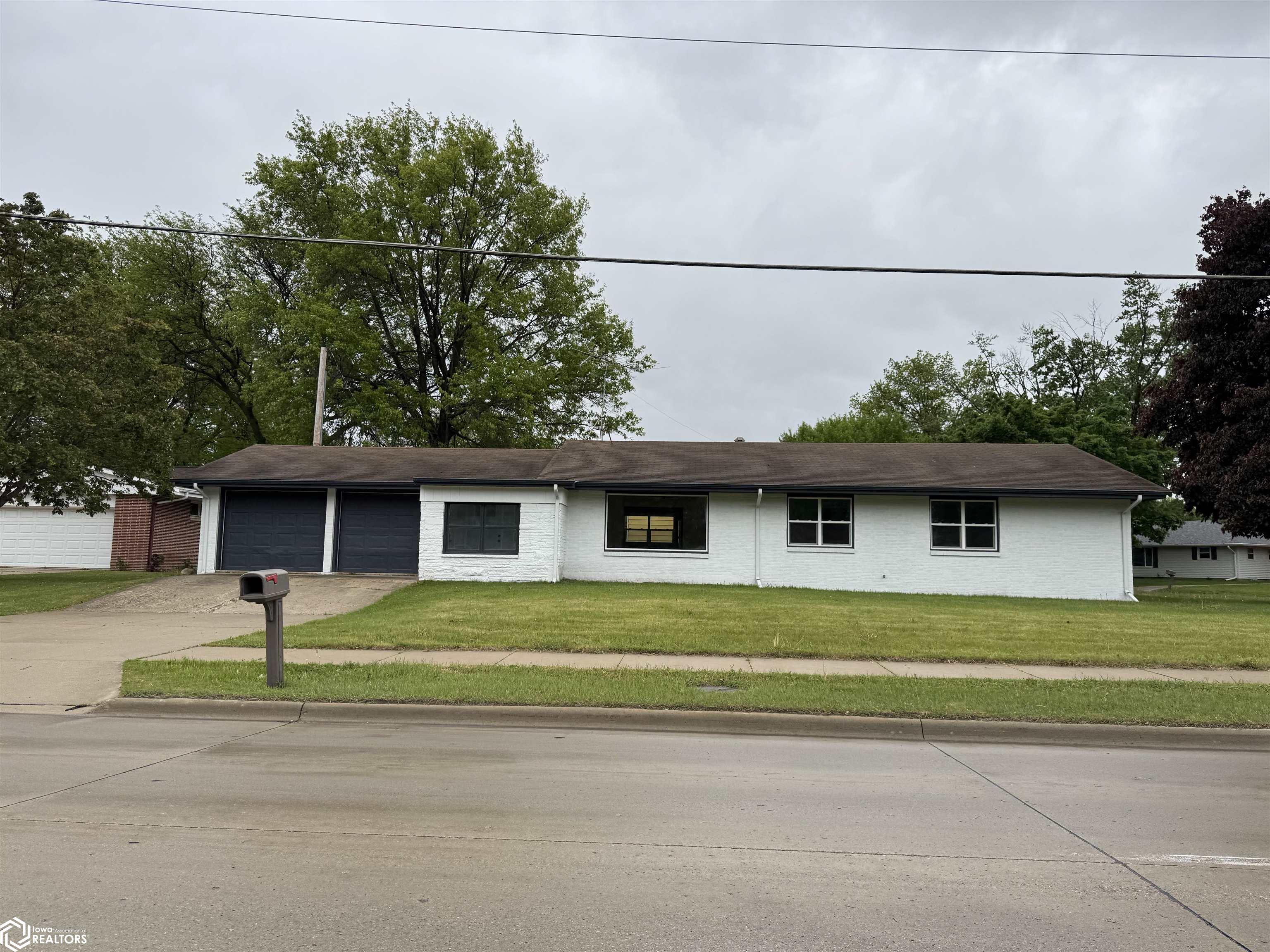 1725 4th Street SW Mason City IA 50401