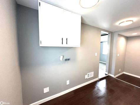 421 Cedar Iowa Falls IA 50126