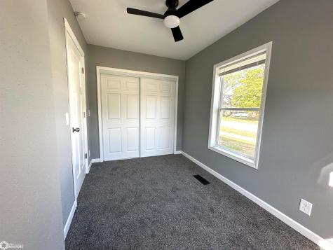 421 Cedar Iowa Falls IA 50126