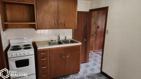 428 29th Street SW Mason City IA 50401