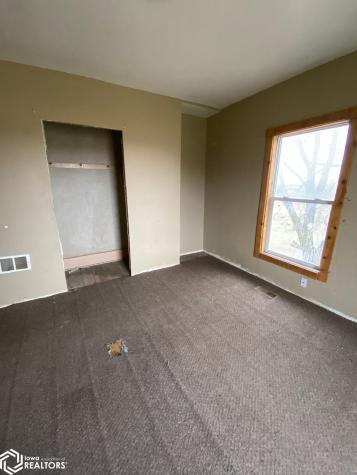 9213 160th Street Swaledale IA 50477