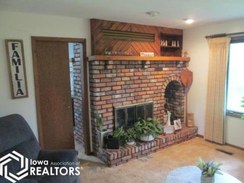 1269 Taylor Avenue Belmond IA 50421