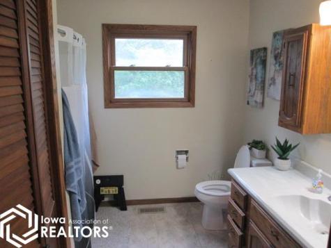 1269 Taylor Avenue Belmond IA 50421