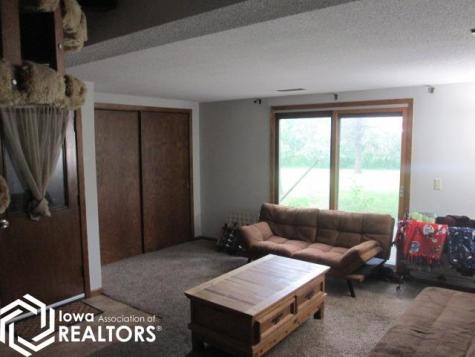 1269 Taylor Avenue Belmond IA 50421