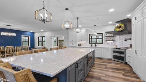 100 Coventry Court Clear Lake IA 50428